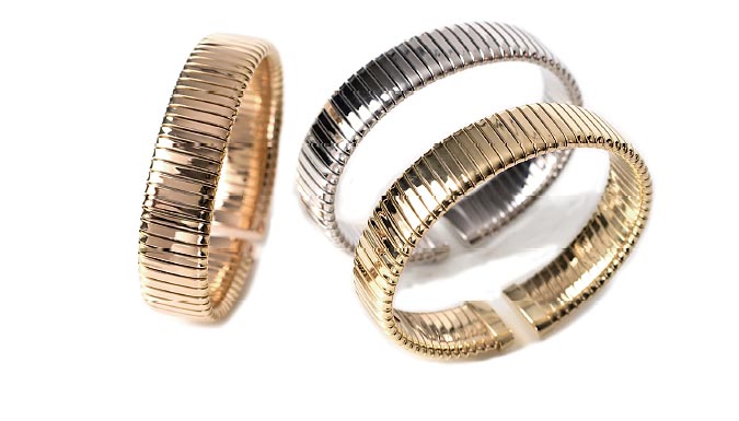 Bracelets jewelry flat shape, large size, avalaible in three colors. Made and Italy jewels. 